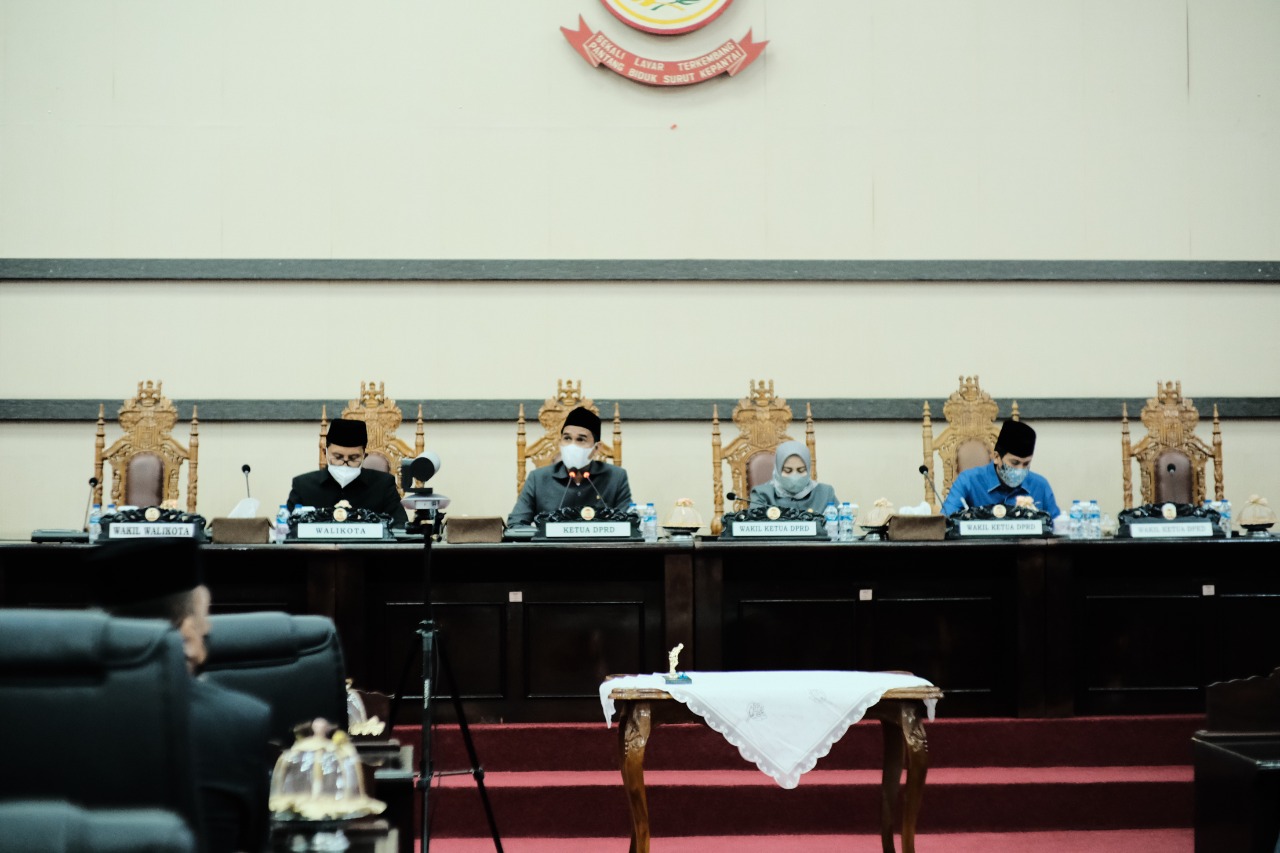 DPRD Makassar Sahkan Perda Perumda Pasar